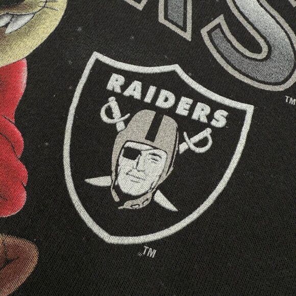 Vintage Fruit of the Loom 1993 LA Raiders x Taz Looney Tunes Sweatshirt Black XL - Picture 4 of 10